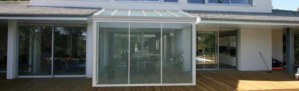 Véranda en aluminium et PVC dans les environs du Grau du Roi